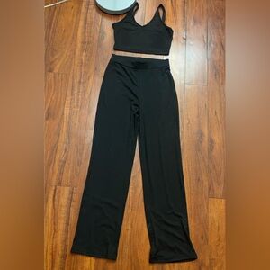 Black Two-Piece Set – Sexy, Comfy & Trendy